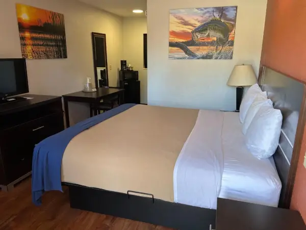 Budget Inn Okeechobee Main image