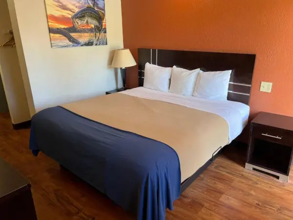 Budget Inn Okeechobee Main image